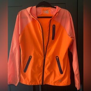 UNDER ARMOR lightweight wind breaker size medium